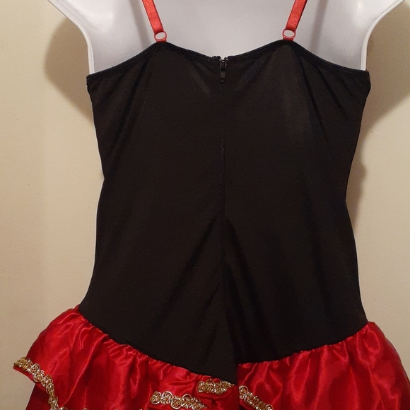 Costume - Picture 8 of 9